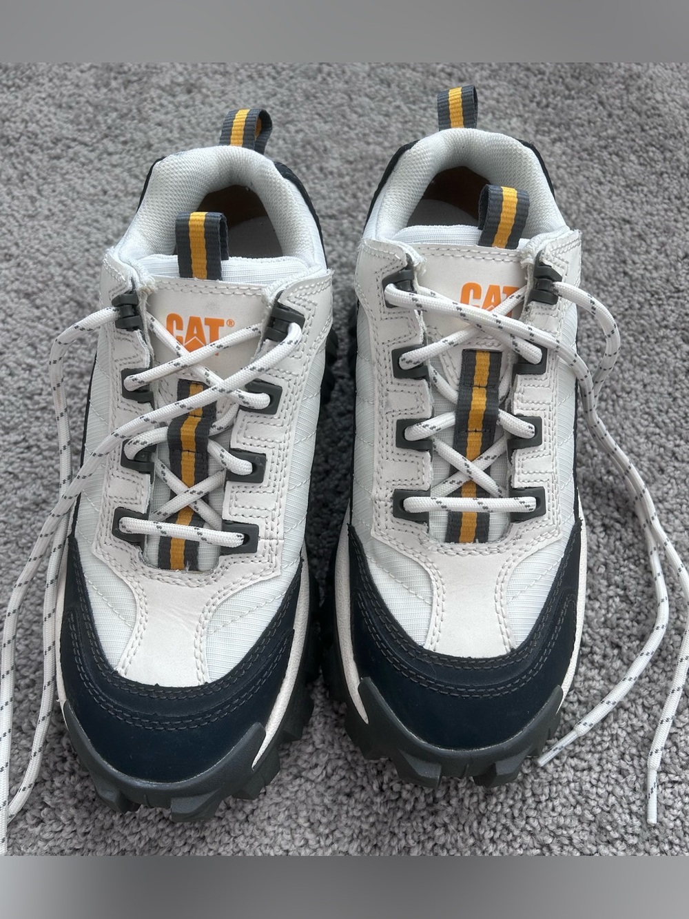 Caterpillar White Navy and Yellow Kids/Mens Trail Hiking Sneakers, Size 5.5